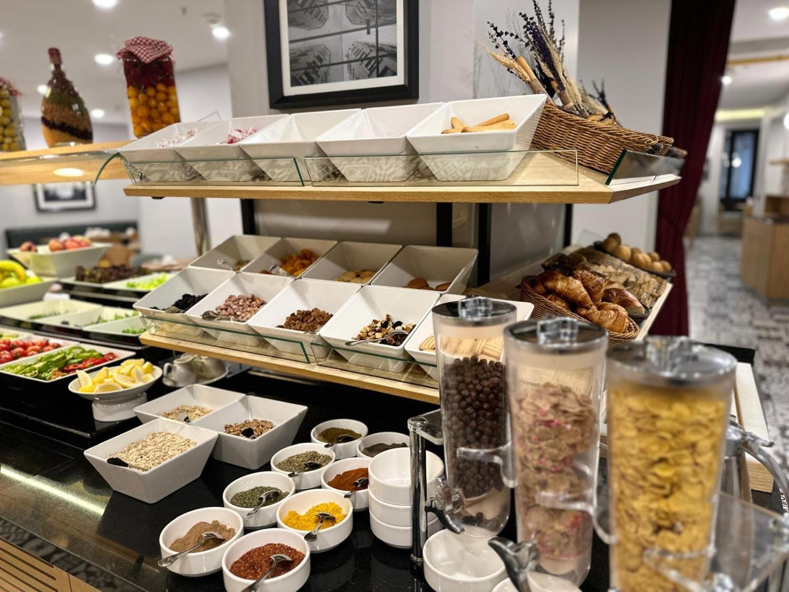 Akka Suites Taksim-Special Class Istanbul Ngoại thất bức ảnh